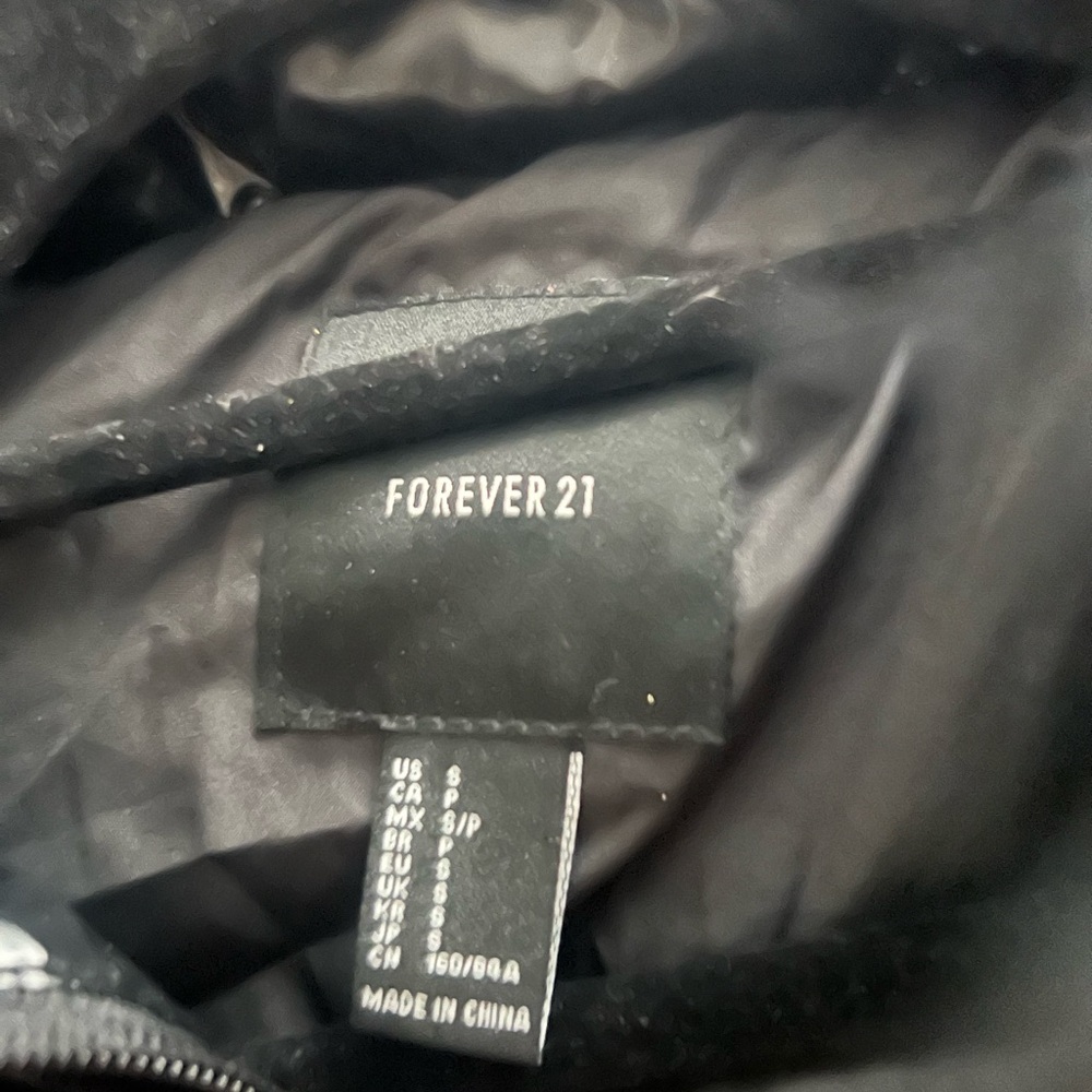 Puffer jacket - Picture 3 of 3